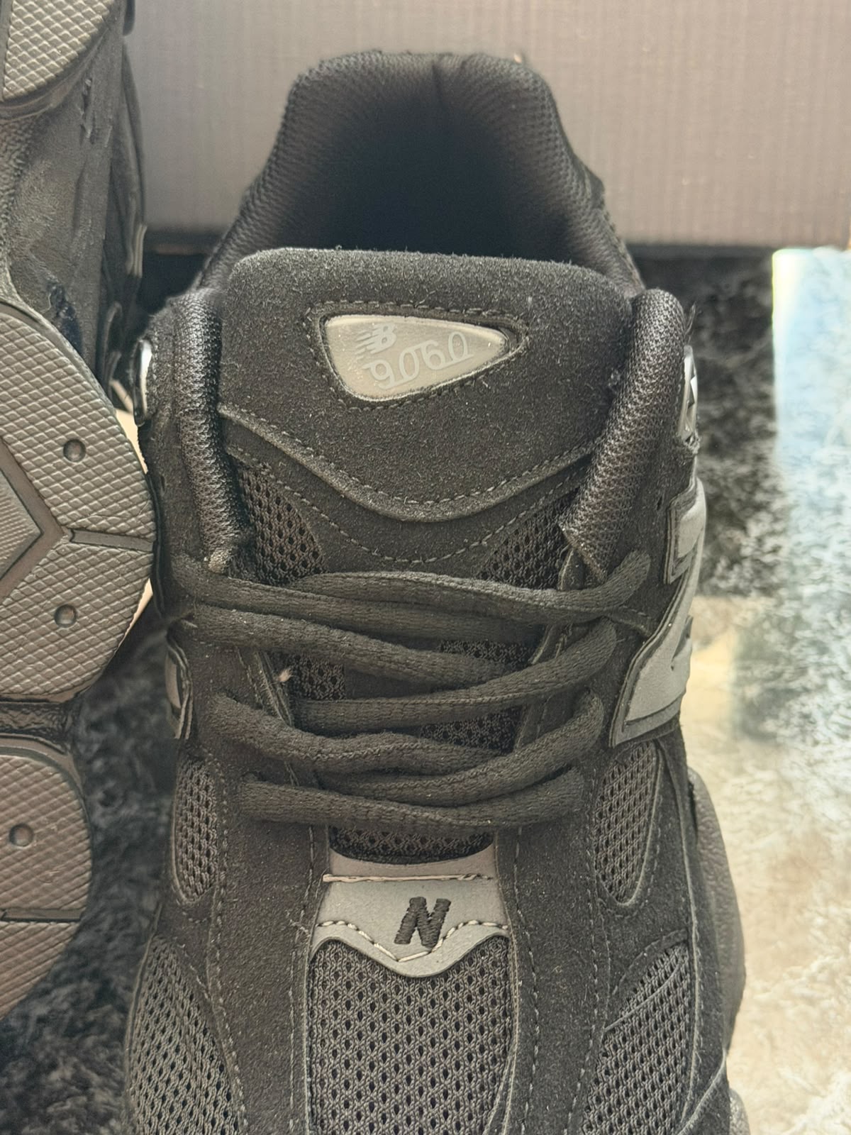 New Balance 9060 | Triple Black