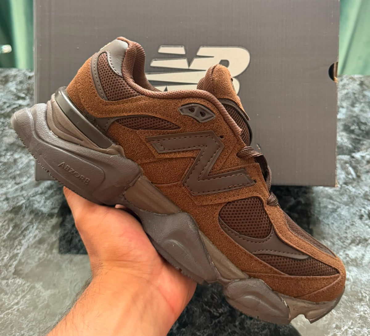 New Balance 9060 | Chocolate Brown