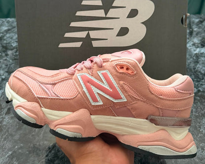 New Balance 9060 | Crystal Pink