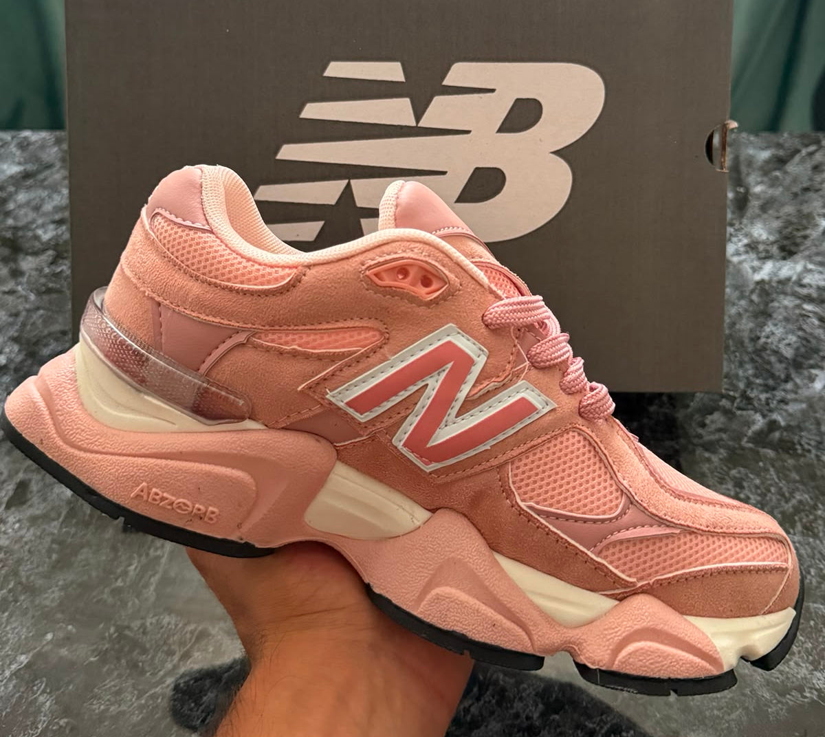 New Balance 9060 | Crystal Pink