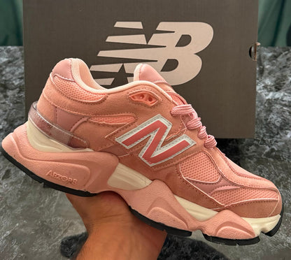 New Balance 9060 | Crystal Pink