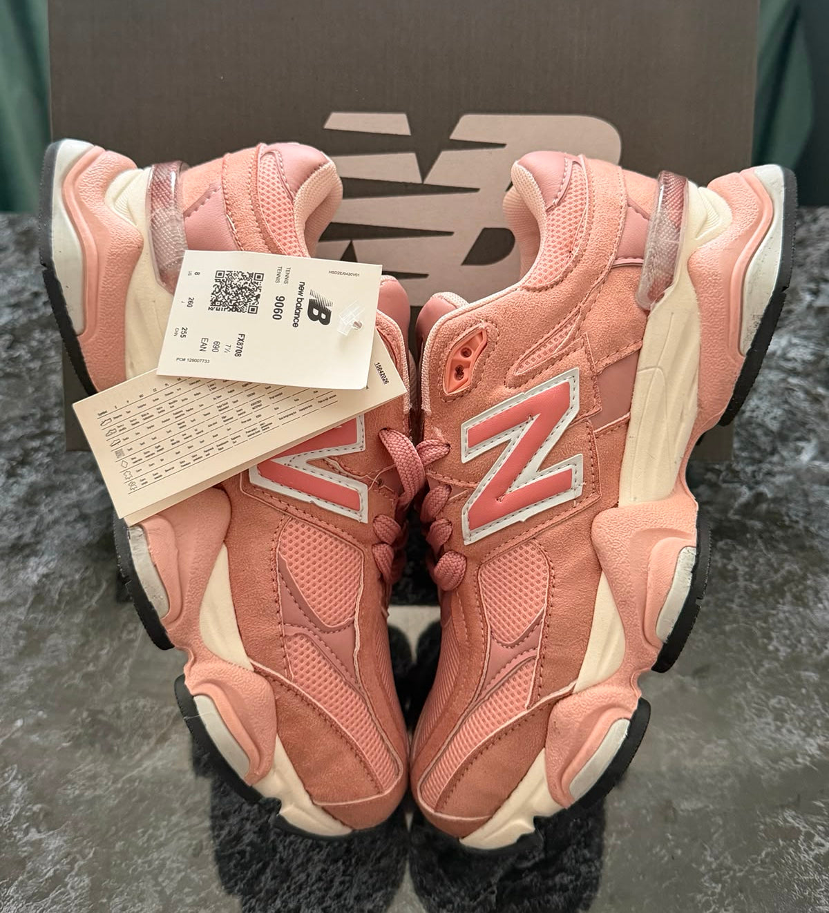 New Balance 9060 | Crystal Pink