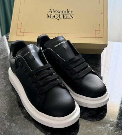 Alexandrer McQueen | Black-White FULL BOX