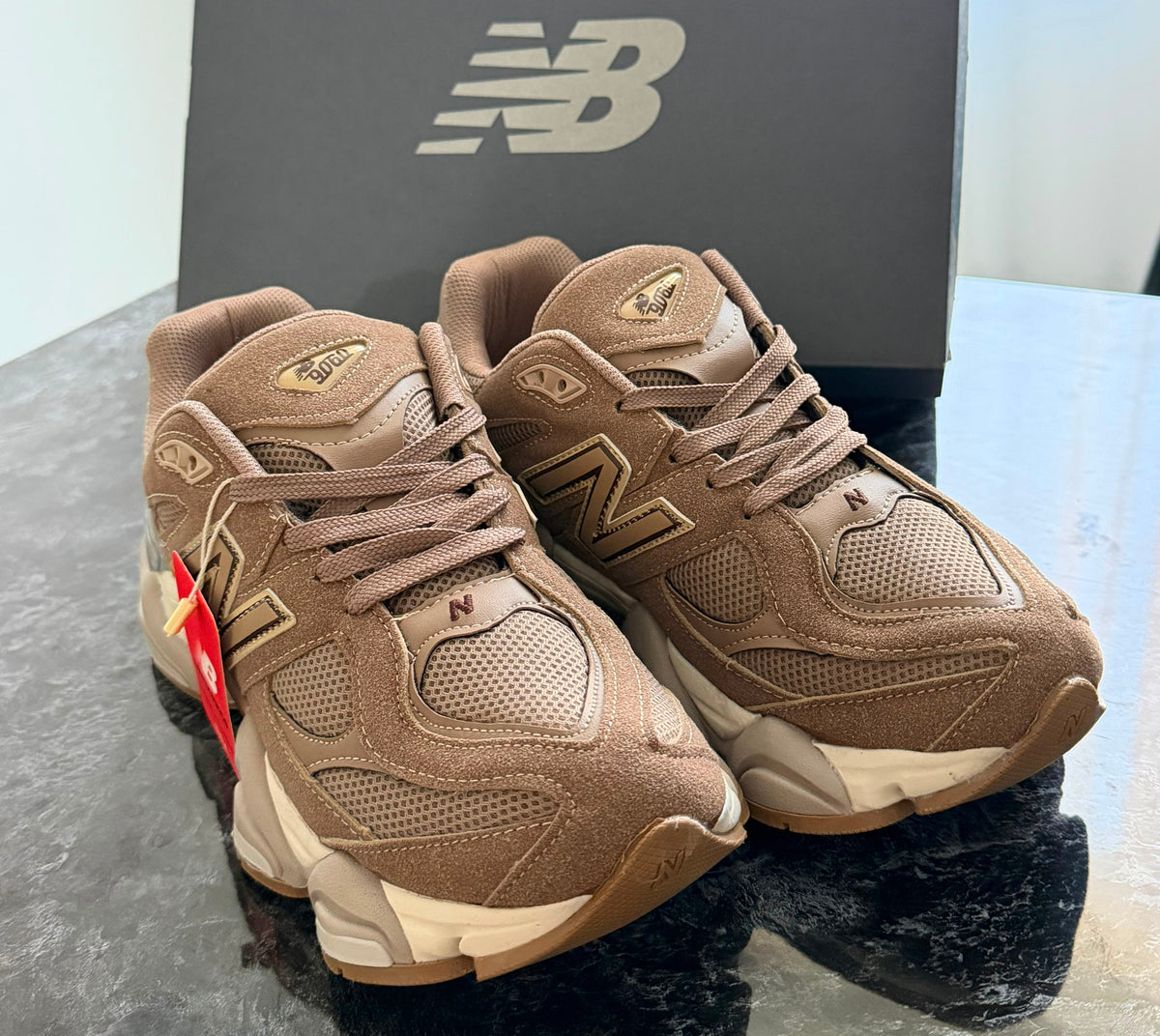New Balance 9060 | Mushroom