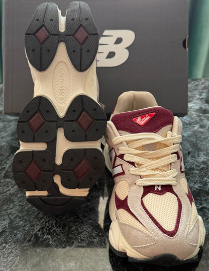 New Balance 9060 | Burgundy