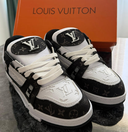 Louis Vuitton Trainer | Black-White FULL BOX