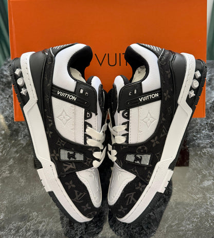 Louis Vuitton Trainer | Black-White FULL BOX