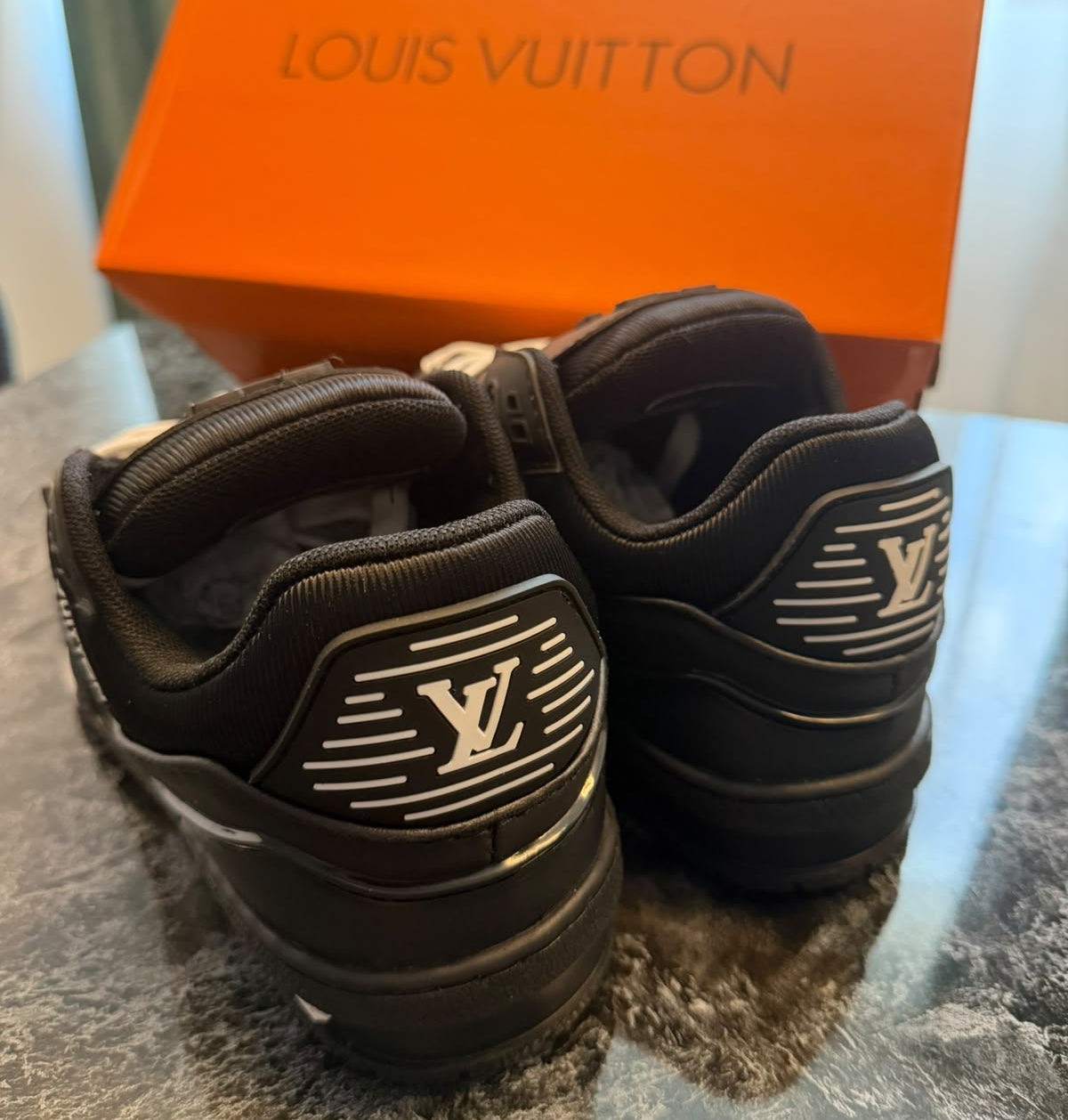 Louis Vuitton Trainer 2 | Black FULL BOX
